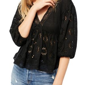 Free People - Black V neck Elbow Length Shirt with Floral Cutout - Size XL -